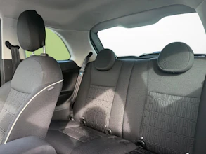 https://vehicle.imgix.net/4062469/4d095592-eacb-4ec9-b37a-8ce63ca6e4fa.jpg