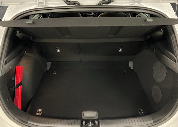 Vehicle image 5 Vehicle image 5