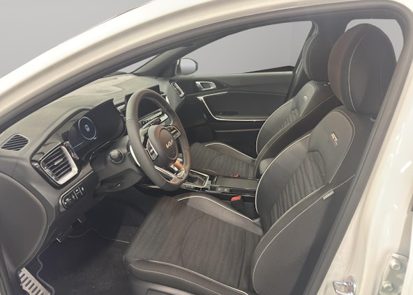 Vehicle image 8 Vehicle image 8