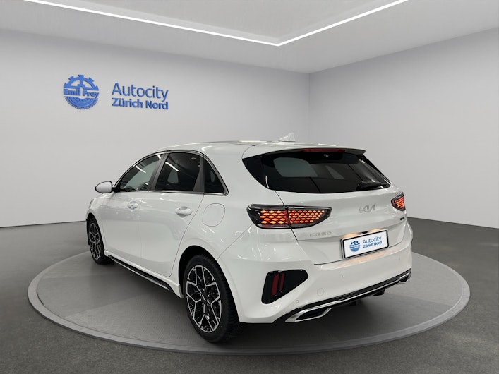 Vehicle image KIA CEED