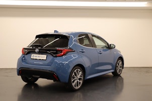 Vehicle image TOYOTA Yaris 1.5 VVT-i HSD Premium