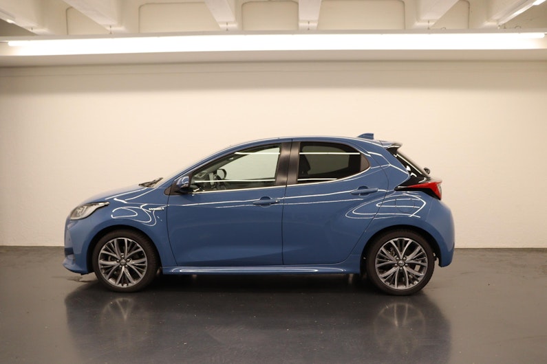 Vehicle image TOYOTA YARIS