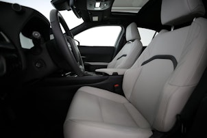 Vehicle image LEXUS UX 250h F-Line