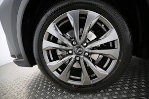 Vehicle image LEXUS UX 250h F-Line