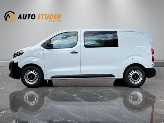 Vehicle image 8 Vehicle image 8