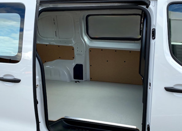 Vehicle image 10 Vehicle image 10