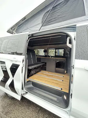 Ford Tourneo C Titanium vanexxt Level 1