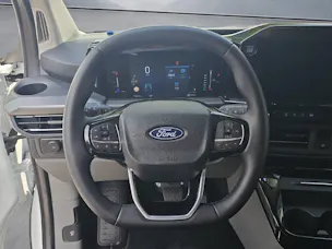 Ford Tourneo C Titanium vanexxt Level 1