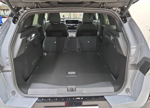 Vehicle image 9 Vehicle image 9