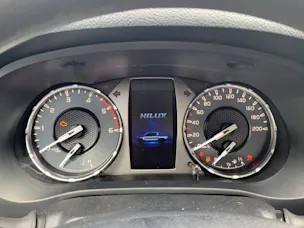 Toyota Hilux Double Cab.-Pick-up 2.4 D-4D 150 Comfort