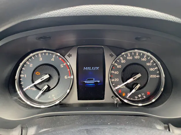 Toyota Hilux Double Cab.-Pick-up 2.4 D-4D 150 Comfort