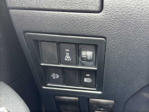 Vehicle image 5 Vehicle image 5