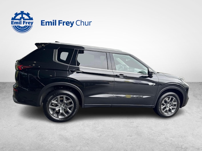 Vehicle image MITSUBISHI OUTLANDER