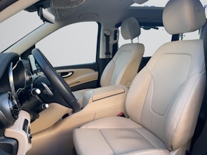 Vehicle image MERCEDES-BENZ V 300 d Exclusive lang Van