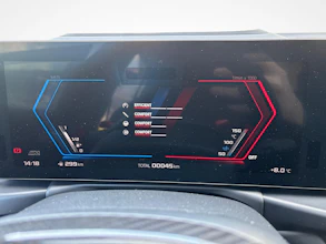 https://vehicle.imgix.net/4062679/02b69ac8-0f7d-4a87-802b-dbf97e7b494f.jpg