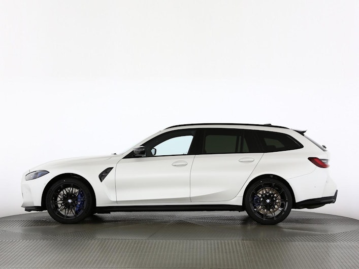 Vehicle image BMW 3 SERIES