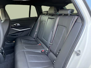 https://vehicle.imgix.net/4062679/9b9b511b-fd06-4732-b2d4-7aa8f2856a37.jpg