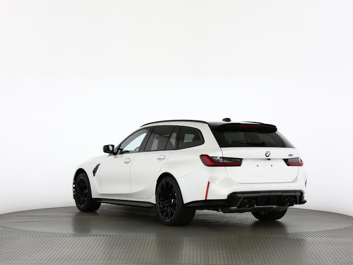 Vehicle image BMW 3 SERIES