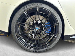 https://vehicle.imgix.net/4062679/f25d3cbd-a62a-4d74-b58e-2f9924db0765.jpg
