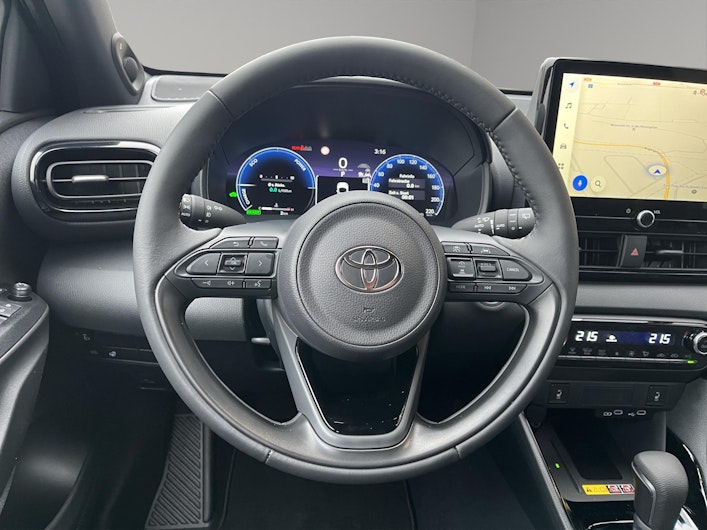 Vehicle image TOYOTA YARIS