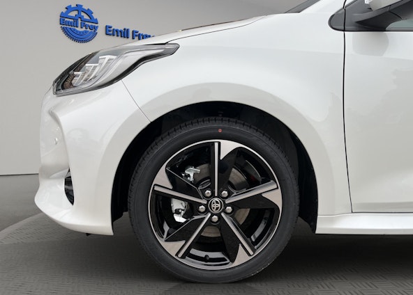 Vehicle image 8 Vehicle image 8