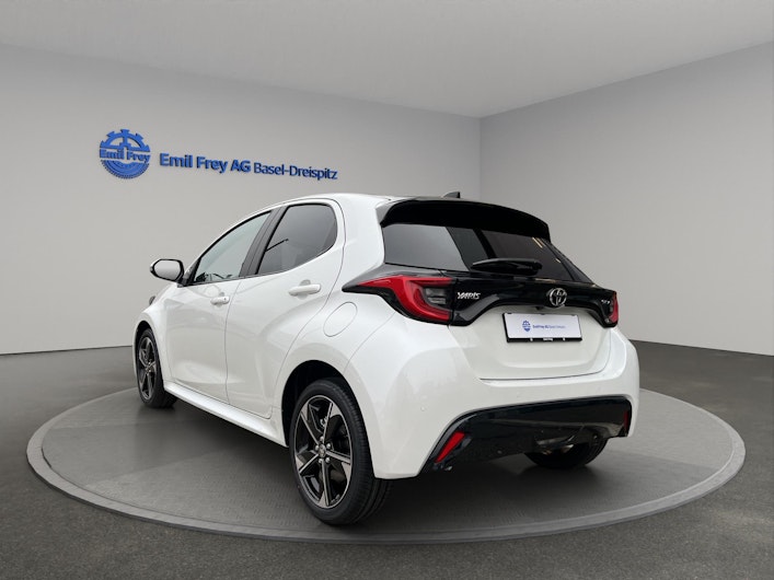 Vehicle image TOYOTA YARIS