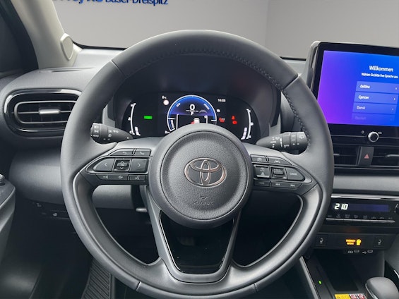 Vehicle image 4 Vehicle image 4