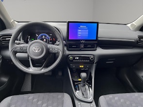 Vehicle image TOYOTA Yaris 1.5 VVT-i HSD Trend