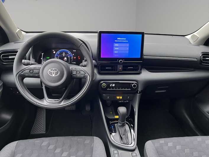 Vehicle image TOYOTA YARIS