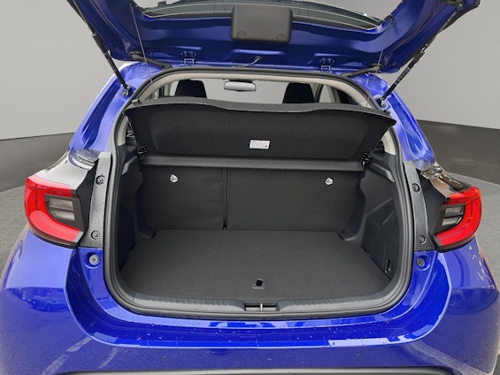 Vehicle image 8 Vehicle image 8