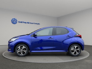 Vehicle image TOYOTA Yaris 1.5 VVT-i HSD Trend