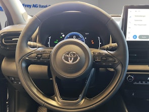 Vehicle image TOYOTA Yaris 1.5 VVT-i HSD Trend
