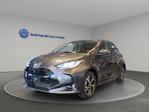 Vehicle image TOYOTA Yaris 1.5 VVT-i HSD Trend