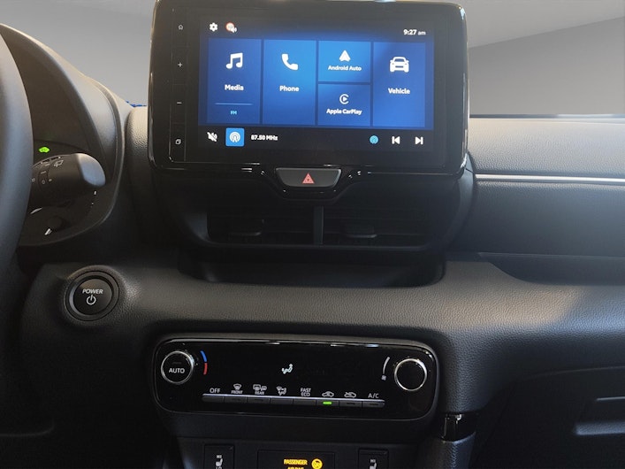 Vehicle image TOYOTA YARIS