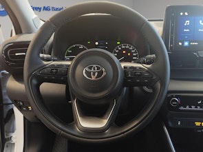 Vehicle image TOYOTA Yaris 1.5 VVT-i HSD Comfort