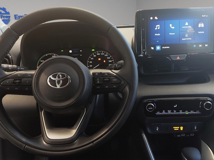 Vehicle image TOYOTA YARIS