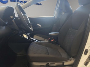 Vehicle image TOYOTA Yaris 1.5 VVT-i HSD Comfort