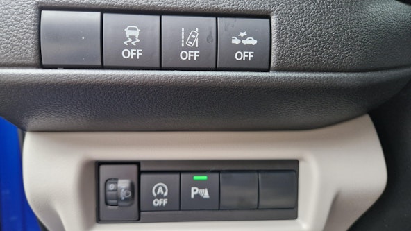 Vehicle image 10 Vehicle image 10