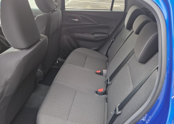 Vehicle image 6 Vehicle image 6