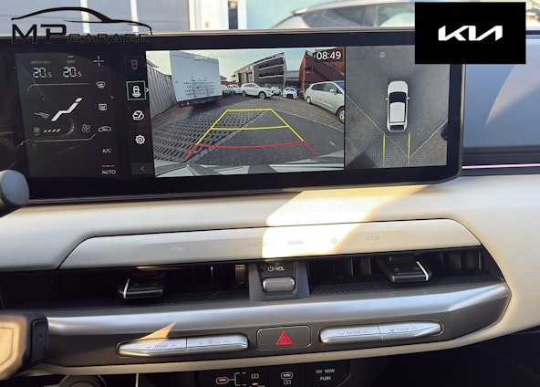 Vehicle image 10 Vehicle image 10