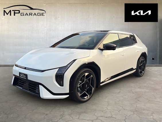 First vehicle image First vehicle image