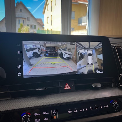 Vehicle image 11 Vehicle image 11