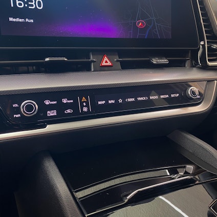 Vehicle image 12 Vehicle image 12