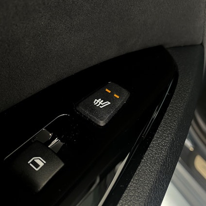 Vehicle image 23 Vehicle image 23