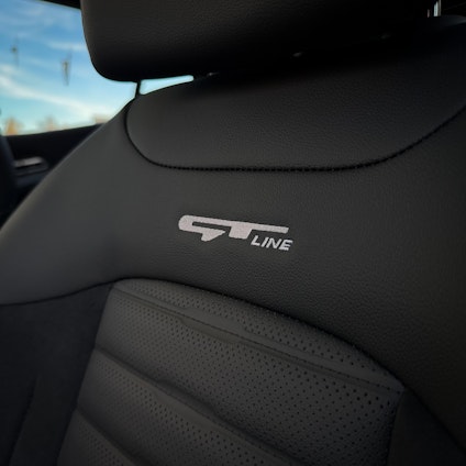 Vehicle image 19 Vehicle image 19