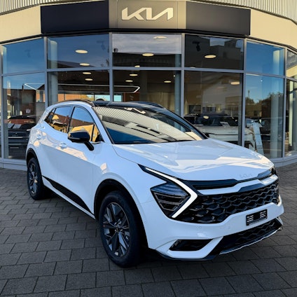 First vehicle image First vehicle image