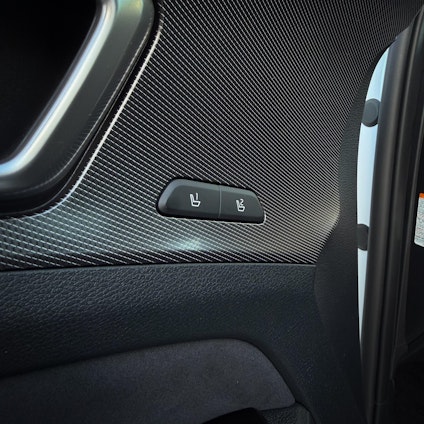 Vehicle image 21 Vehicle image 21