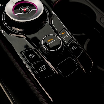 Vehicle image 14 Vehicle image 14