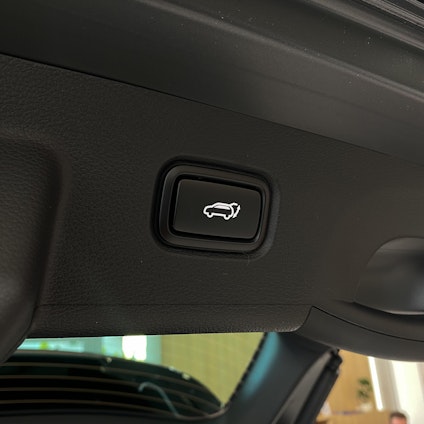 Vehicle image 24 Vehicle image 24