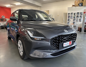 Vehicle image SUZUKI SWIFT 0 Vehicle image SUZUKI SWIFT 0